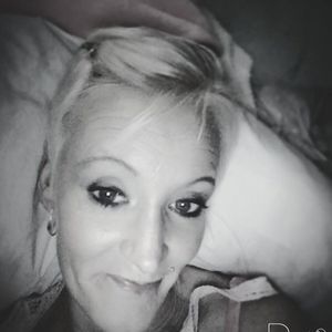 Meet your Posher, Thea