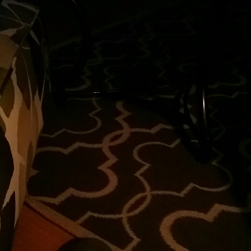 Meet your Posher, Eva