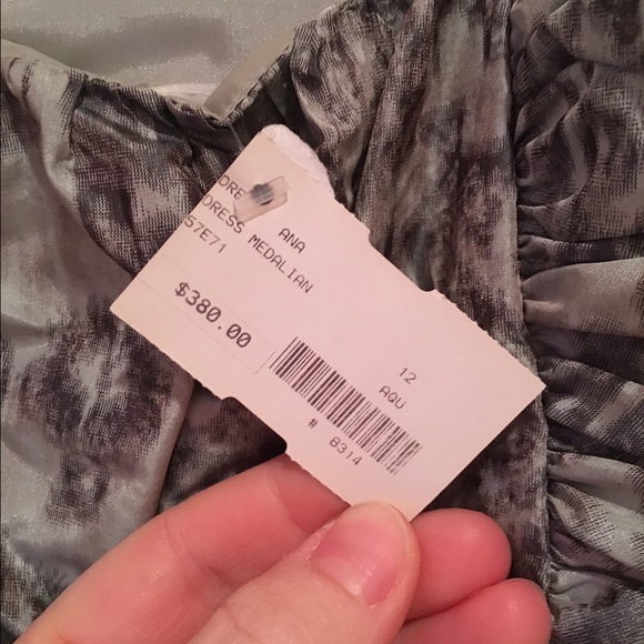 Cocktail dress! - Picture 2 of 4