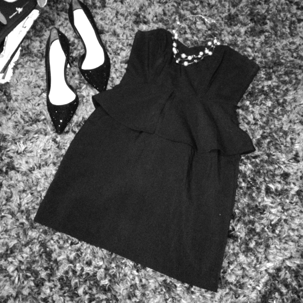 The perfect Black Dress!