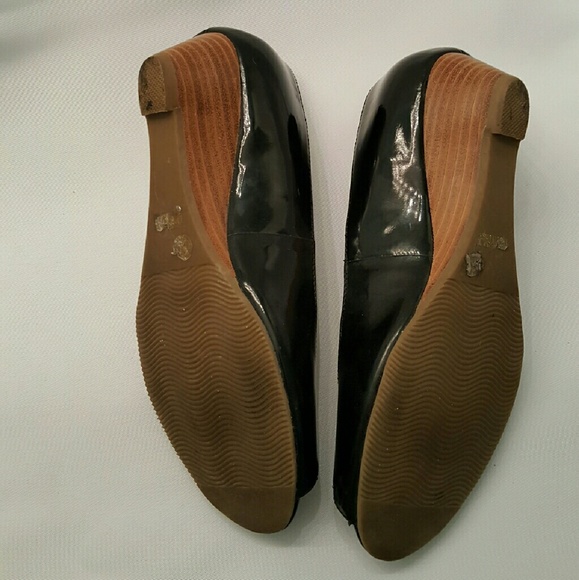 Black Patent Leather Peep Toe Heels - Picture 2 of 4