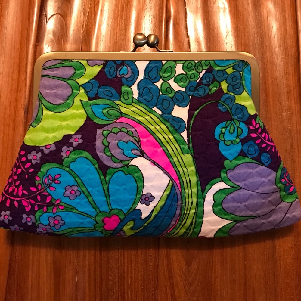 Vintage clutch