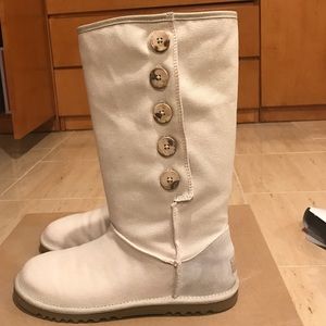 Brand New Lo Pro Ugg Boots