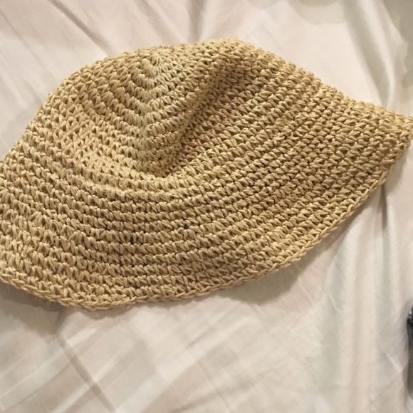 Baby hat - Picture 3 of 3