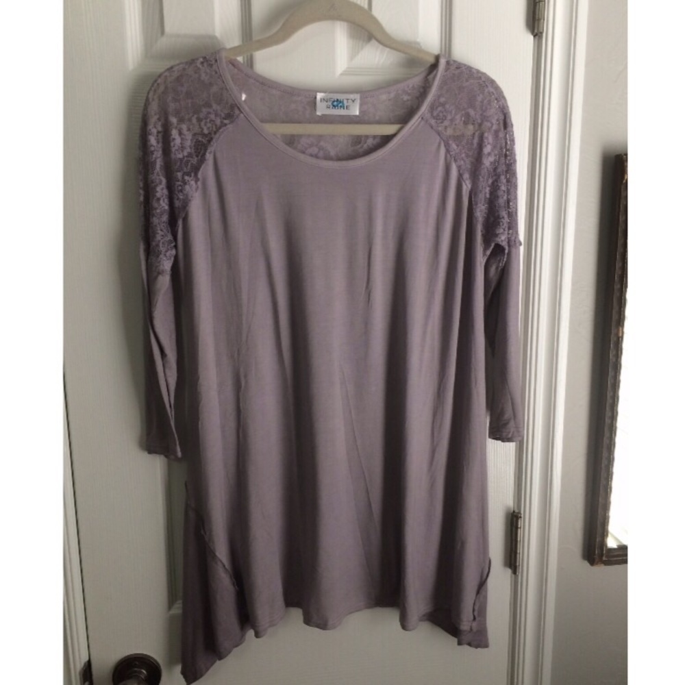 ❣️LAST ONE❣️Lavender & Lace Tunic - Picture 5 of 8