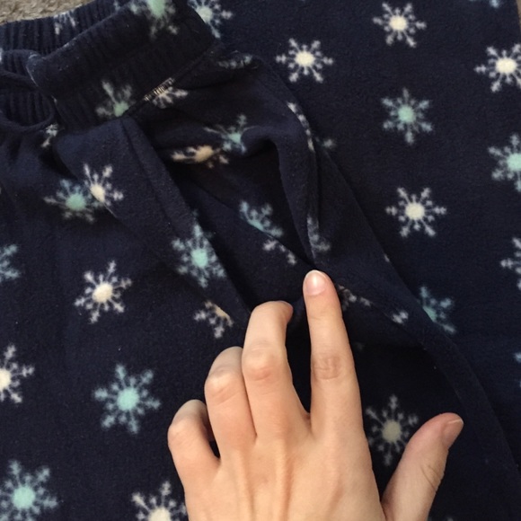 ❄️pajama bottoms - Picture 3 of 3