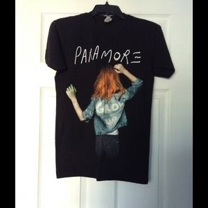 PARAMORE T SHIRT