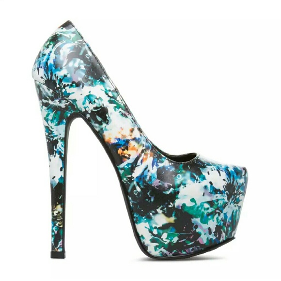 NEW faux leather, black and blue heels - Picture 2 of 4