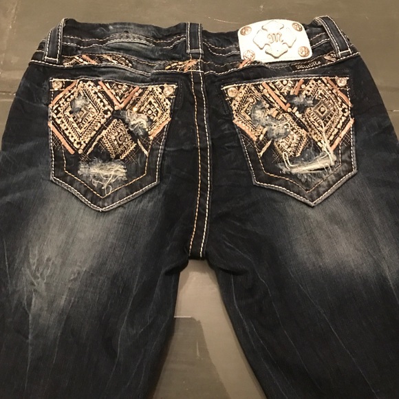 Miss Me Jean Capris - Picture 2 of 4