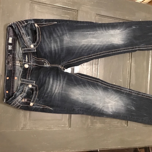 Miss Me Jean Capris - Picture 3 of 4