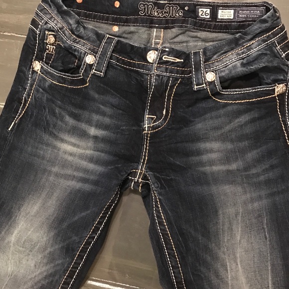 Miss Me Jean Capris - Picture 4 of 4