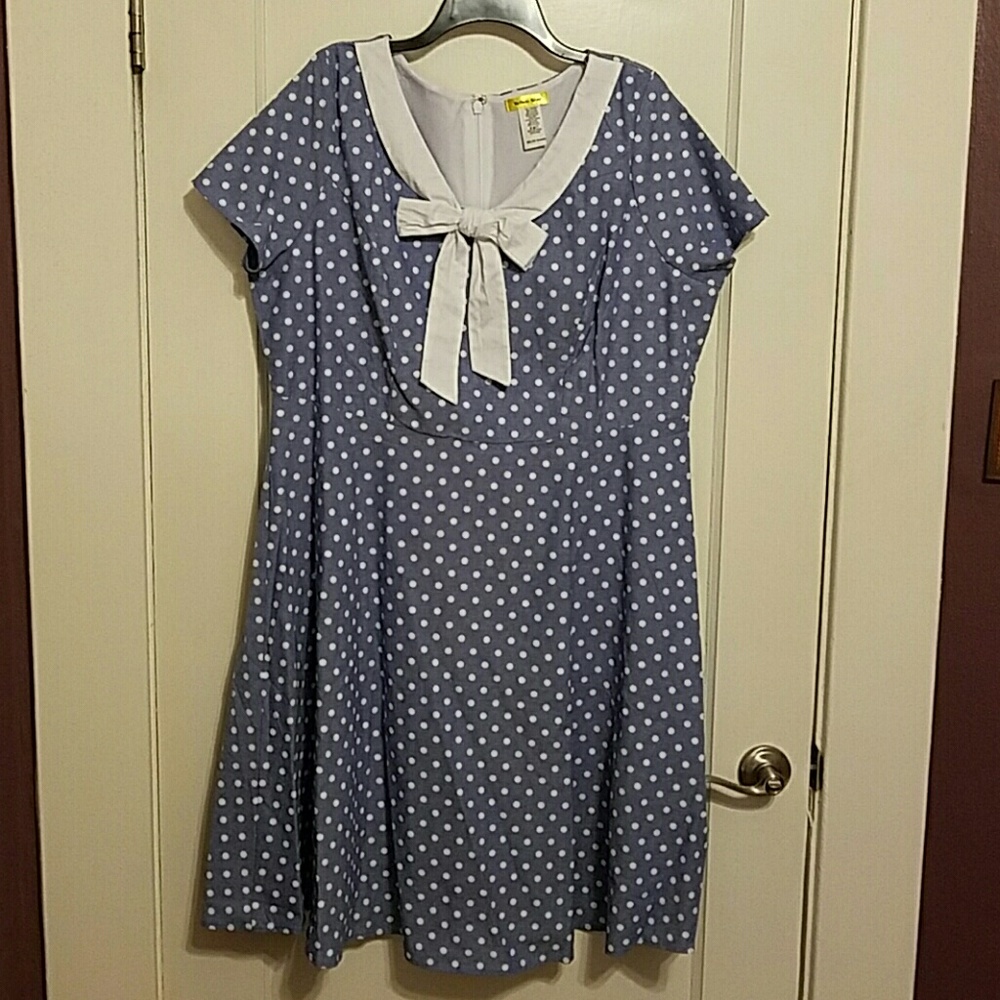 Modcloth Yellow Star 2x blue polkadot dress