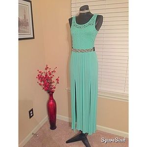 Double split maxi dress with lace bodice in mint!