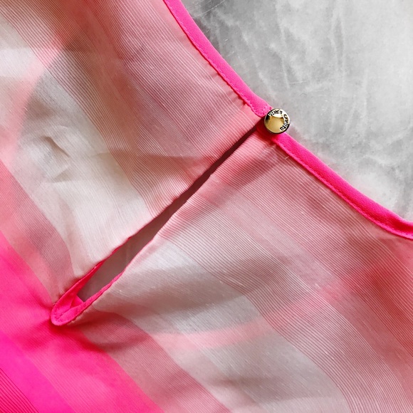 • Vince Camuto • Pink Tank - Picture 4 of 4