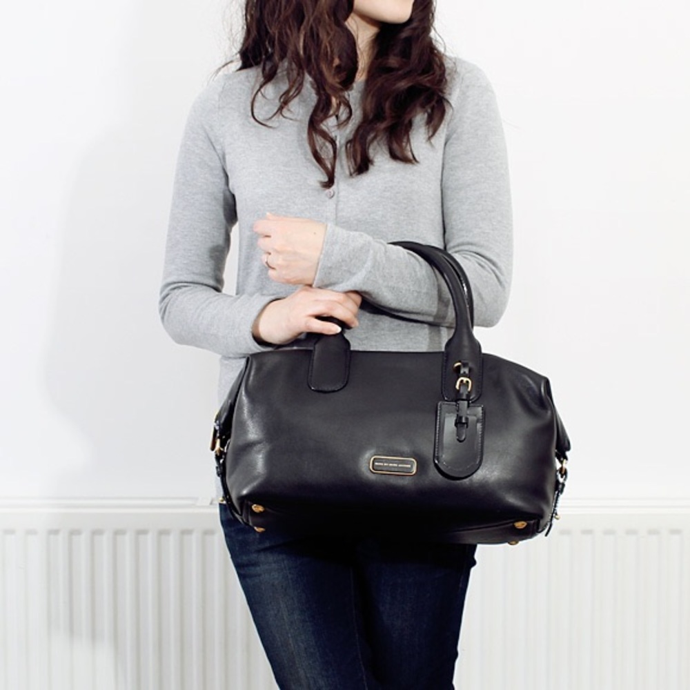 Marc Jacobs legend bag