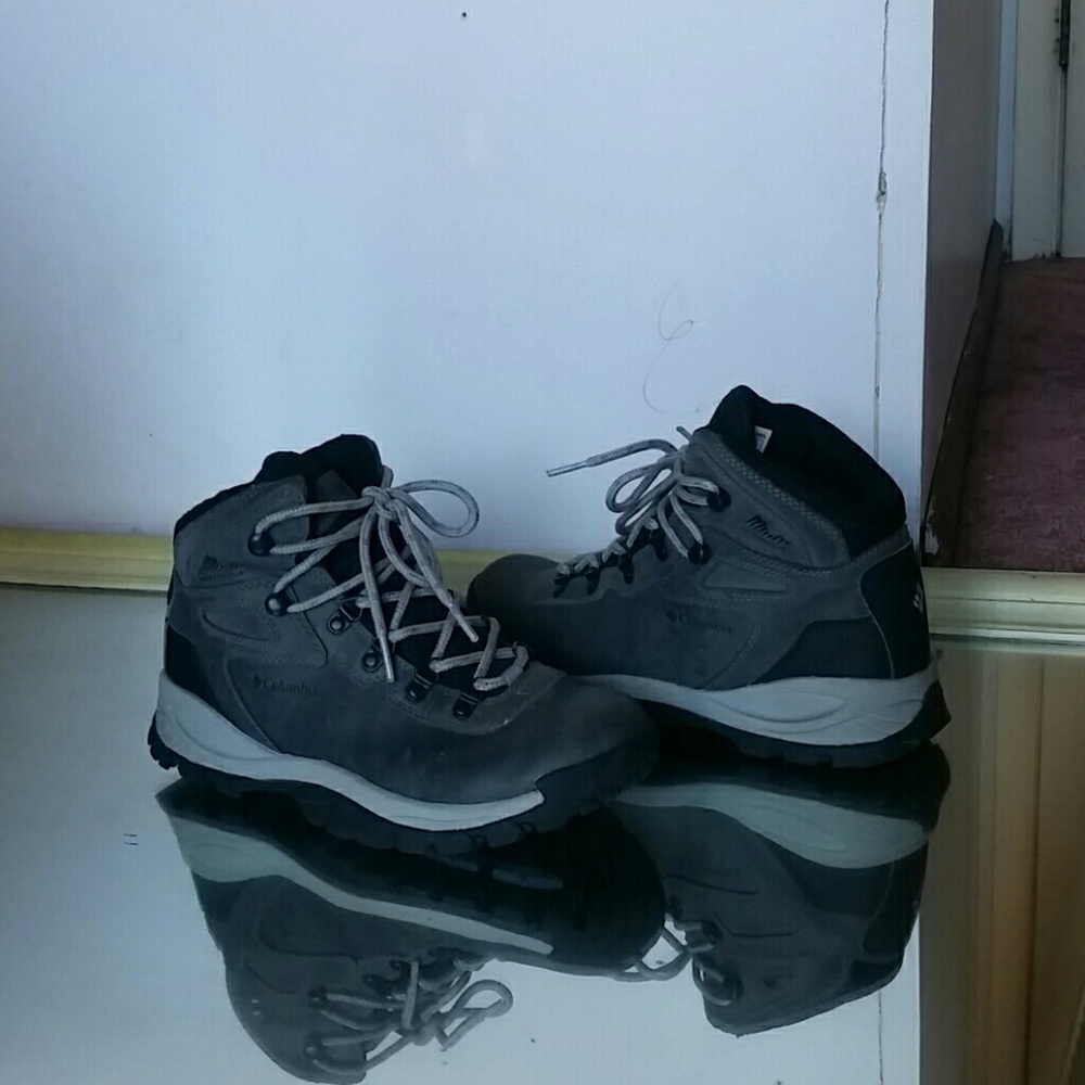Columbia boots