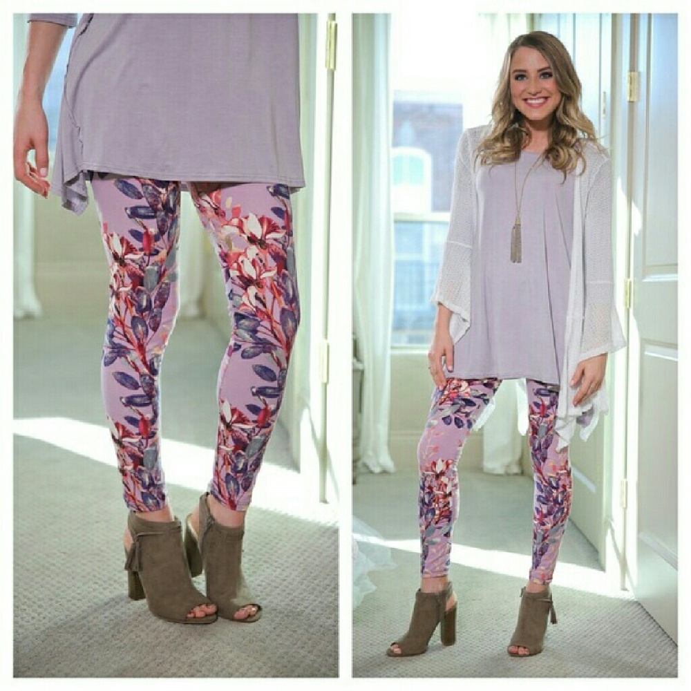 RESTOCKED NWT LILAC FLORAL SOFT LEGGINGS - Picture 4 of 4