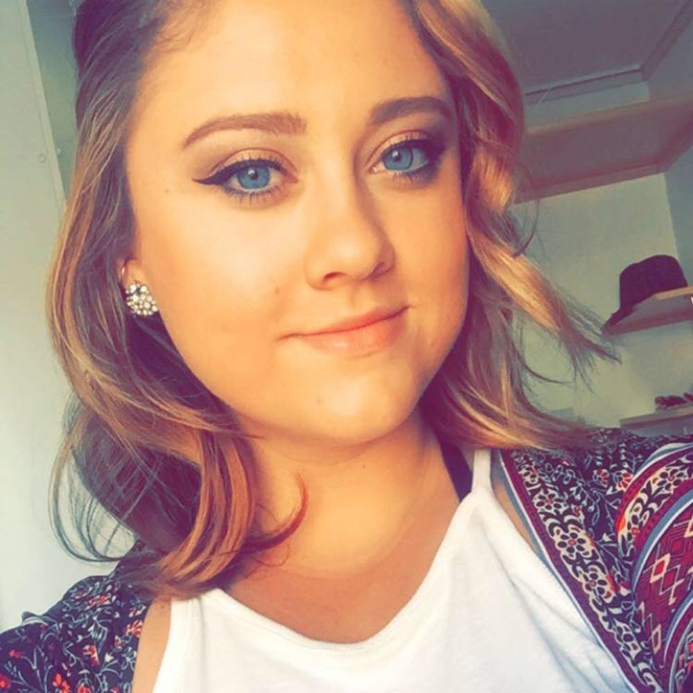 Meet your Posher, Maria - Picture 1 of 1