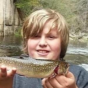 Meet your Posher, Logan