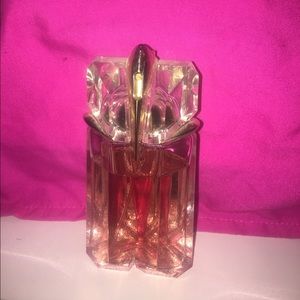 Alien Aqua chic perfume 2 fl oz