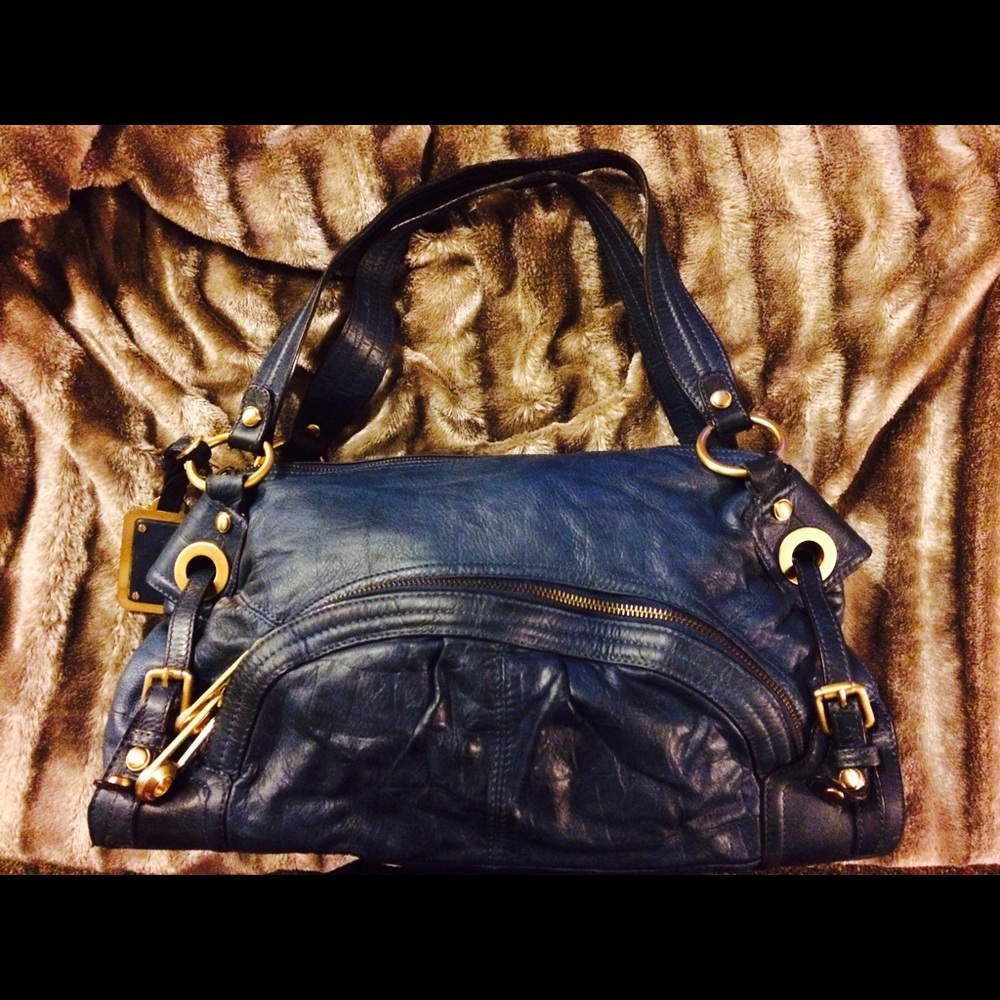B. Makowsky Handbag