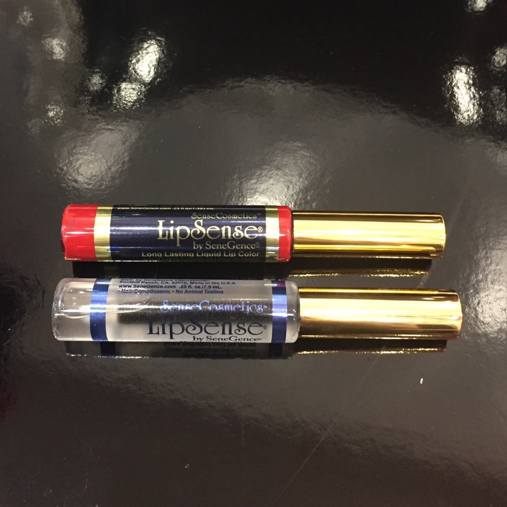 Fly girl Lipsense with glossy gloss top coat