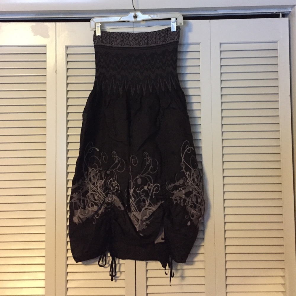 Super cute adjustable bohemian-style skirt/dress