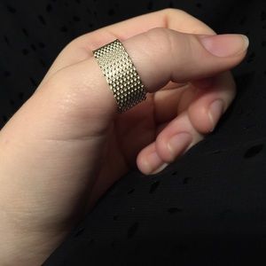 Beautiful sterling silver mesh band