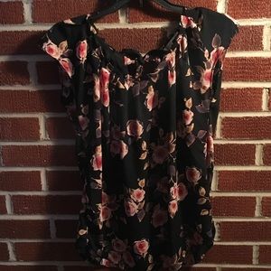 Small NWT Lauren Conrad blouse