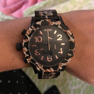 Women's Nixon cheetah print chronographic watch