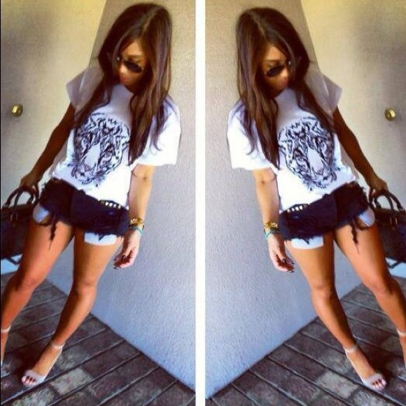 Most items under $9!Purchase now or make an Offer - Picture 3 of 4