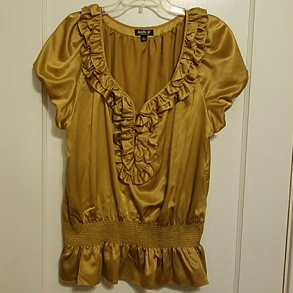 Allen B gold 1x top