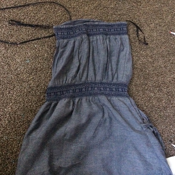 Dress - Picture 4 of 4