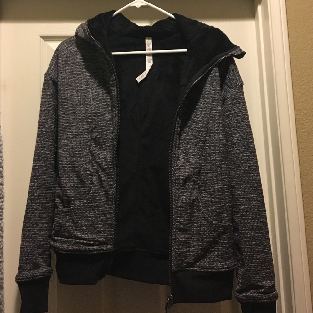 Lululemon women's hoodie!