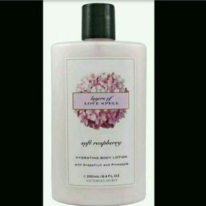 VS LAYERS OF LOVE SPELL SOFT RASPBERRY LOTION NEW!