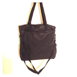 Reebok Over the Shoulder gym bag