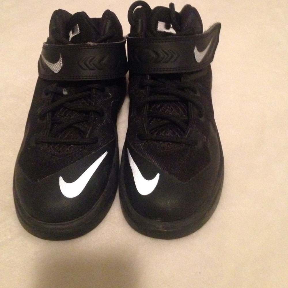 Little boys black nike
