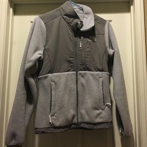 The north face women's fleece!
