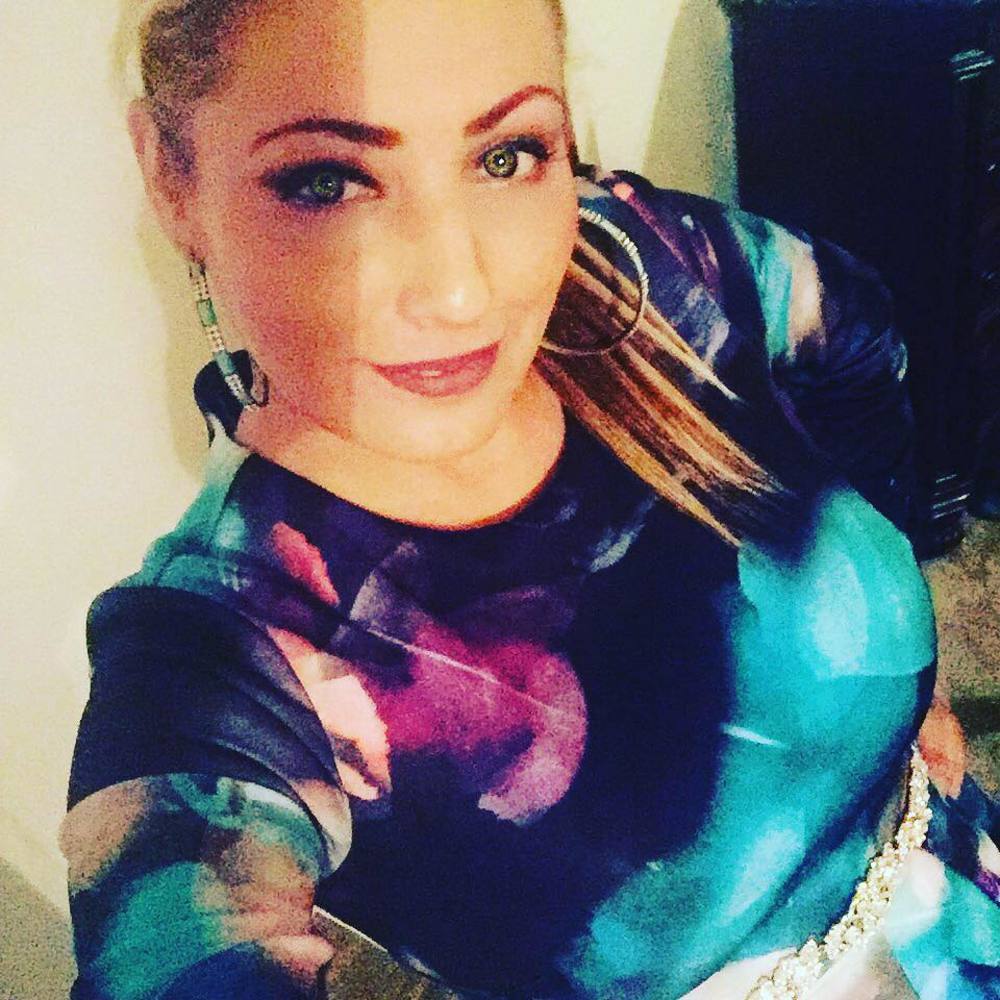 Meet your Posher, Claudia