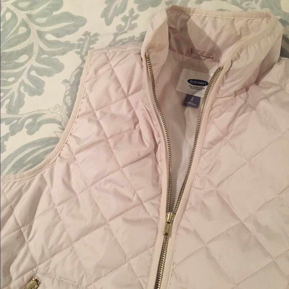 Lightweight Vest with Gold Zippers - Picture 3 of 4
