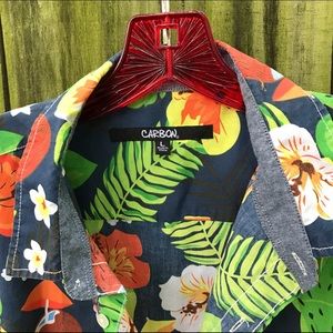 Carbon short sleeve tropical button down