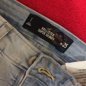 Hollister jeans