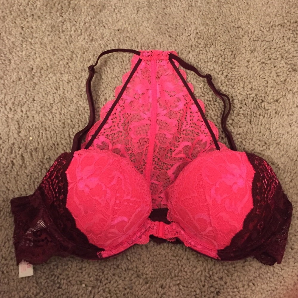 32b Pink (Victoria Secret) push-up bra