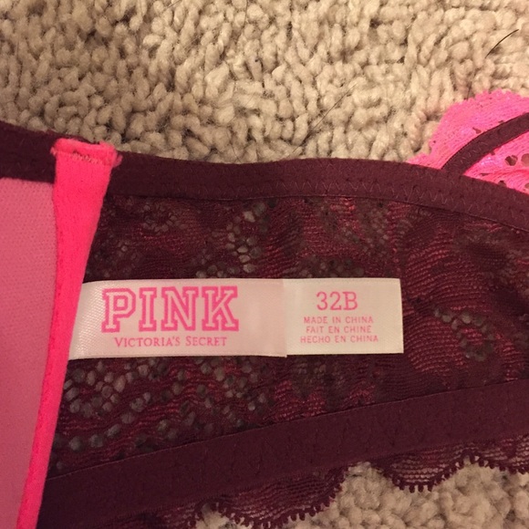 32b Pink (Victoria Secret) push-up bra - Picture 3 of 3