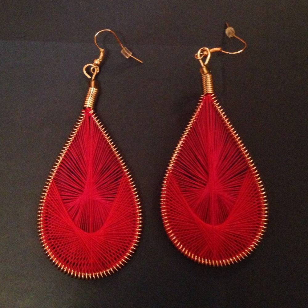 Beautiful Fashion Threaded Gold Earrings