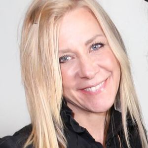 Meet your Posher, Debra