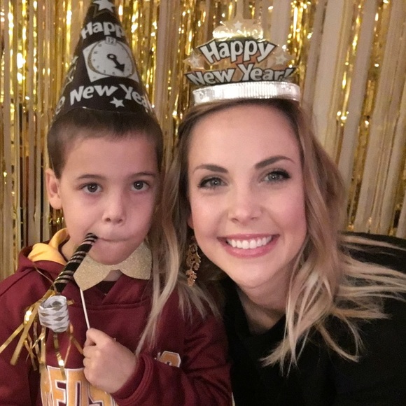 Meet your Posher, Shannon - Picture 2 of 2