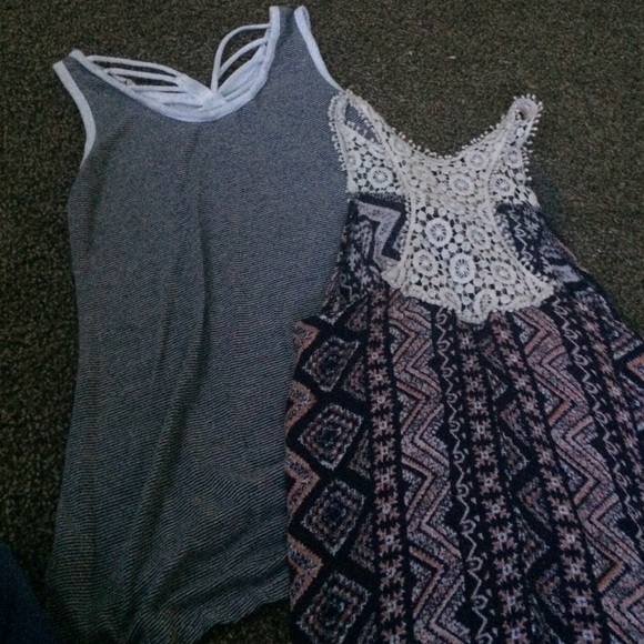 Two shirts - Picture 2 of 4