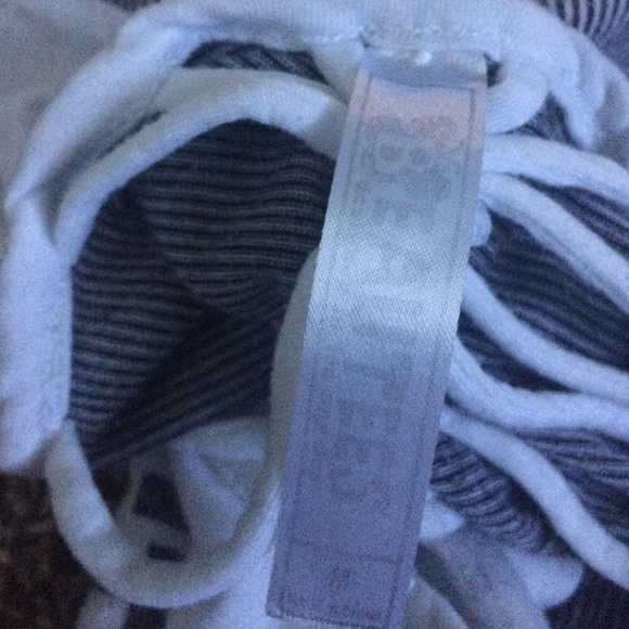 Two shirts - Picture 3 of 4