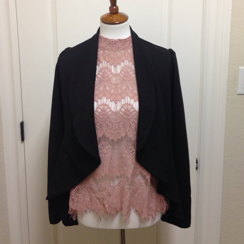 NWT pink lace short sleeve top - Picture 4 of 5